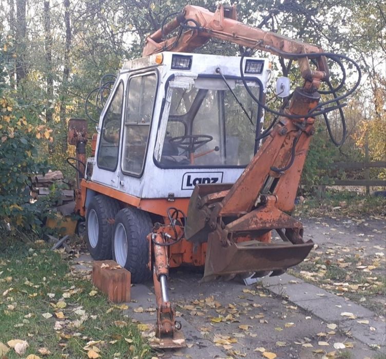 Koparka Lanz Silnik MWM-D 327 3