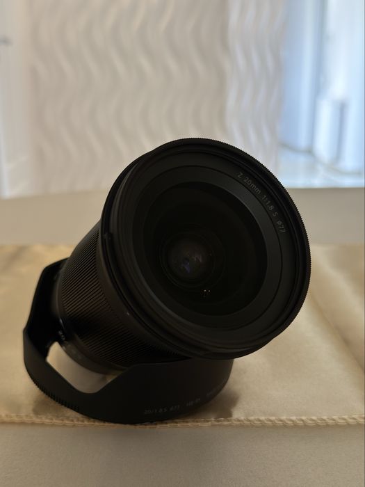 Nikkor 20 1.8S kupiony u dystrybutora