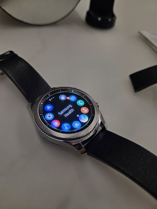 SAMSUNG Gear S3 Classic - smartwatch - super stan!