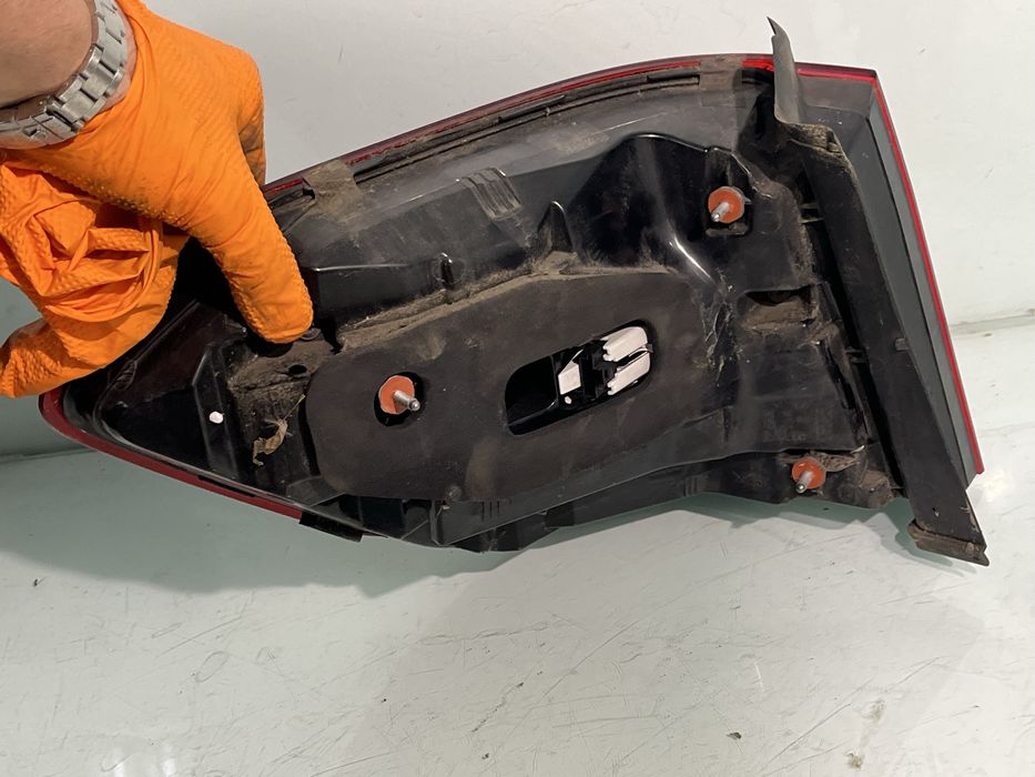 Mercedes W212 E Kombi LIFT 13-16 Lampa Prawa Tył Tylna LED