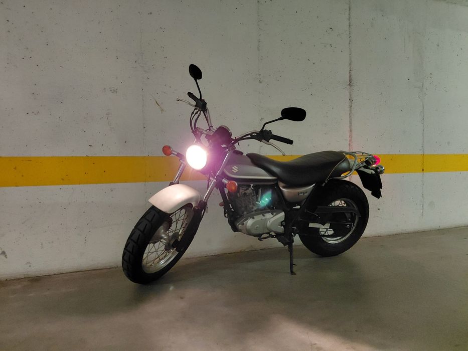 Suzuki VanVan 125