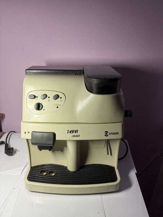 Кавомашина SAECO Trevi Chiara — Надійна італійська класика