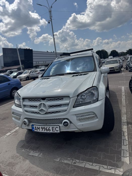 Продаж/ обмін Aвтомобіль Mersedes GL 450  2010  можливо обмін на земельну ділянку в Житомирі