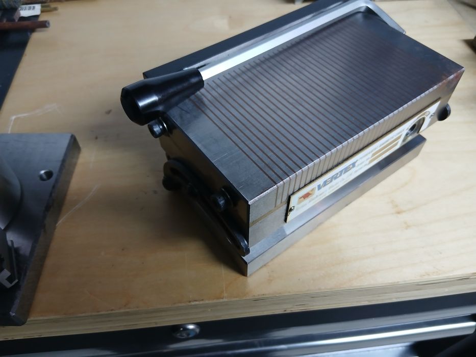 Mesa de senos magnética