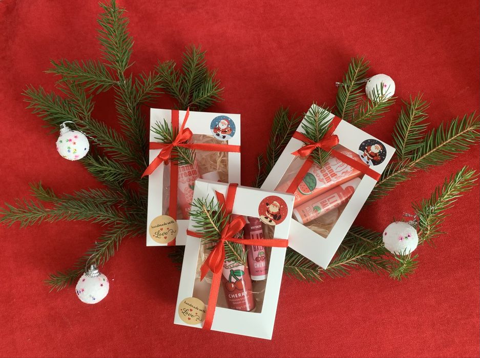 Новорічний подарунковий набір крем для рук + бальзам для губ