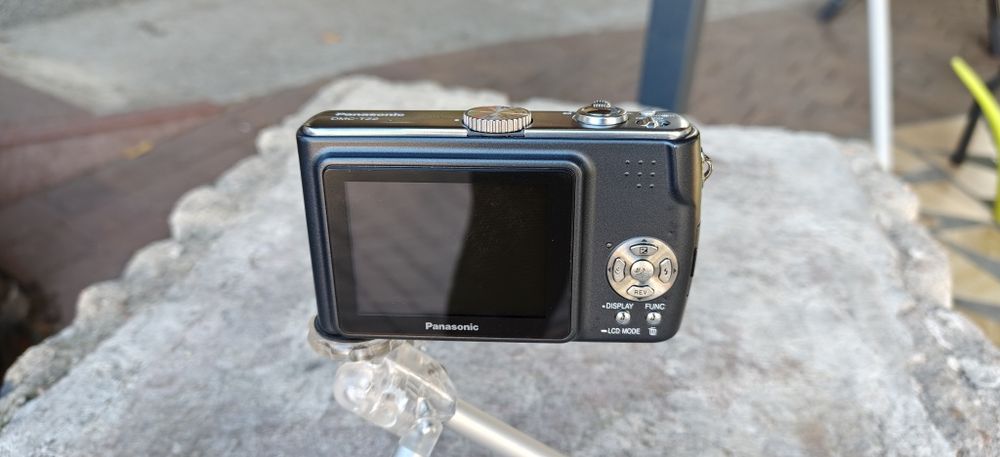 Panasonic Lumix DMC-TZ2