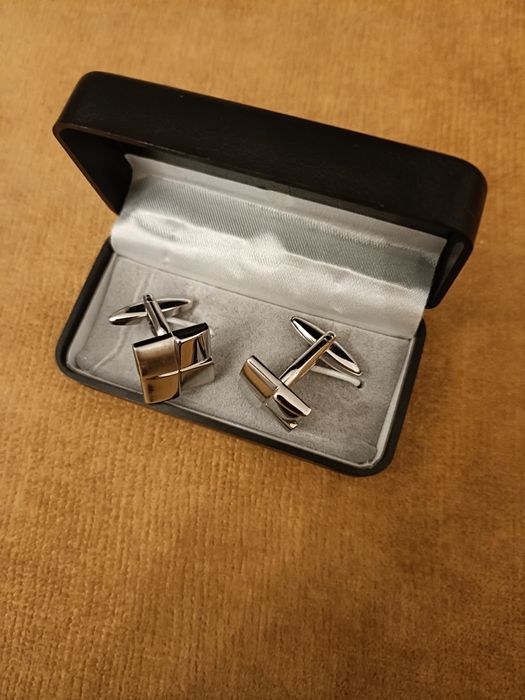 Spinki do mankietów