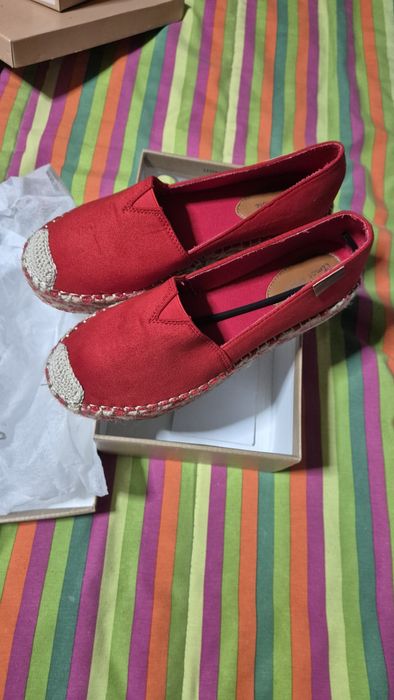 Alpercatas vermelhas 40