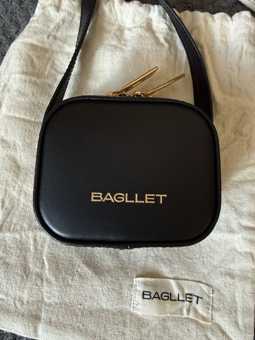 Чорна шкіряна сумка BAGLLET