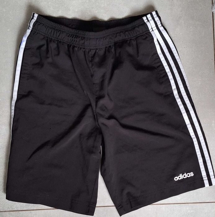 Spodenki adidas młodzieżowe