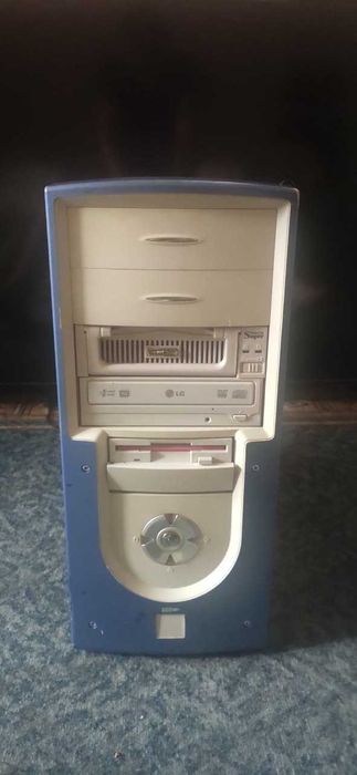 Компьютер AMD Athlon xp 2500+ Монитор Samsung