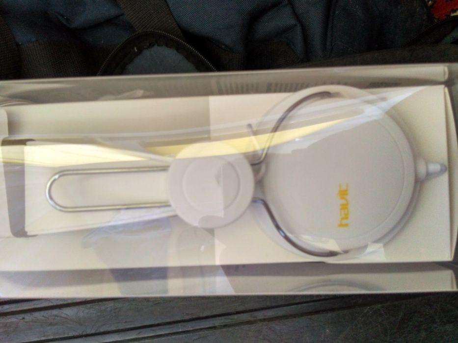 Наушники Havit HV-H2198d С МИКРОФОНОМ Белые