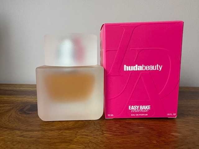 Huda Beauty Easy Bake Intense
