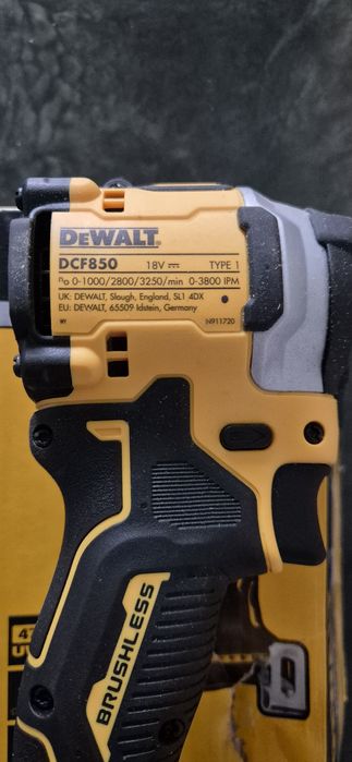 Dewalt Klucz 850 18V