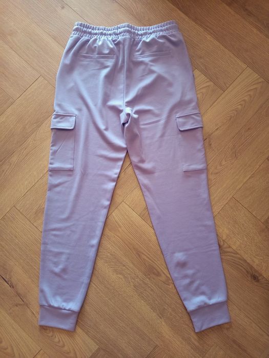 Mohito, nowe spodnie joggery, wiskoza