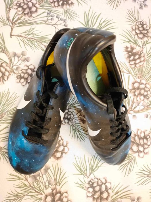 Buty sportowe - Korki NIKE 38