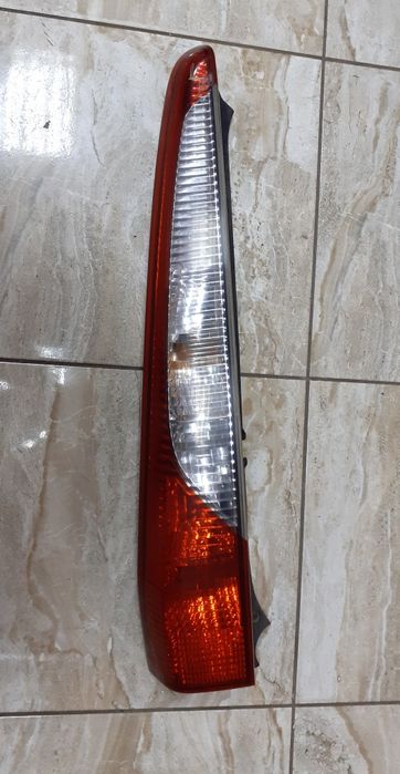 Komplet lamp tylnych Mitsubishi Lancer VII kombi