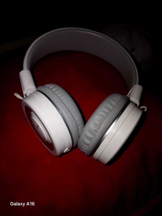 Uns fones de ouvir música