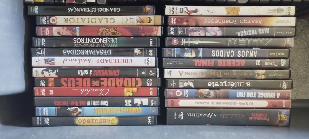 Filmes em DVD com muitos clássicos e raridades