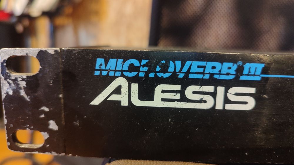 Microverb III Alesis Rack de efeitos