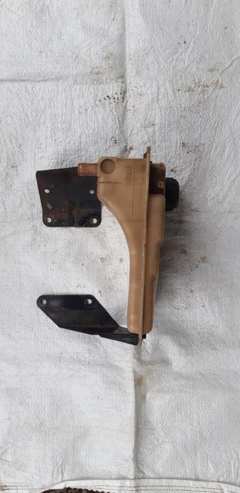 Бачок расширительный ГАЗ 31105