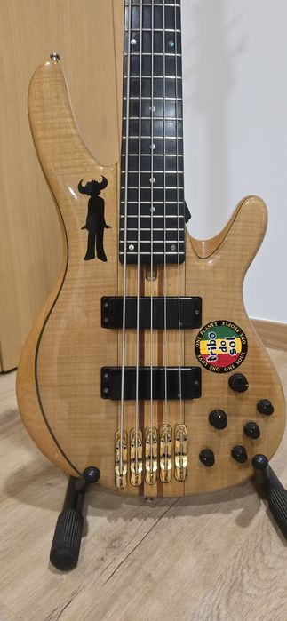 Yamaha TRB 5p ii baixo 5 cordas