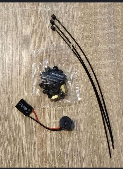 Śrubki do montażu komputera - zestaw 1PC