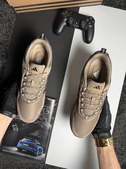 Чоловічі кросівки адідас Adidas Climaproof Brown Beige [41-45]