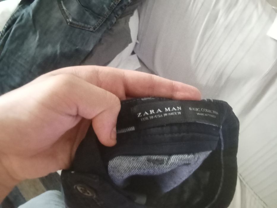 Calcas azuis escuras zara