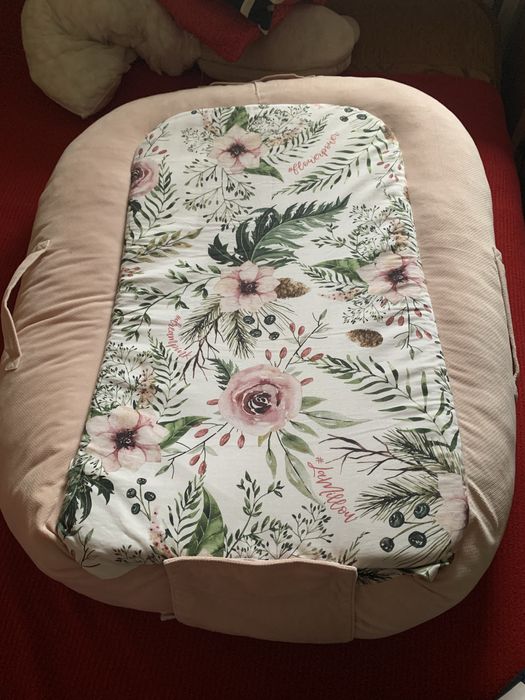 Kokon La Millou Best Nest Velvet Wild Blossom rozmiar M