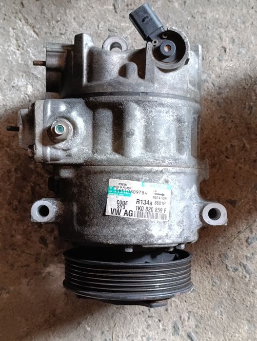 Компресор кондиціонера Фольксваген