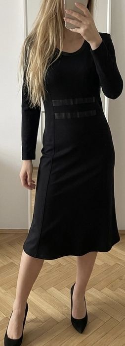 *Sara*Elegancka czarna sukienka midi 42