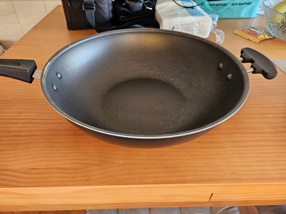 Wok Ikea 28cm bom estado