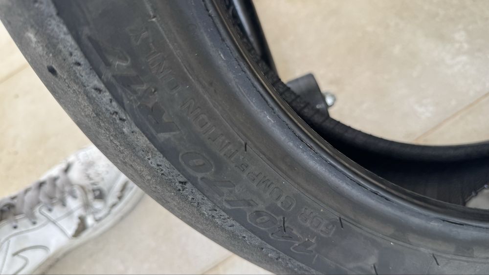 Pneus Pirelli Diablo Superbike