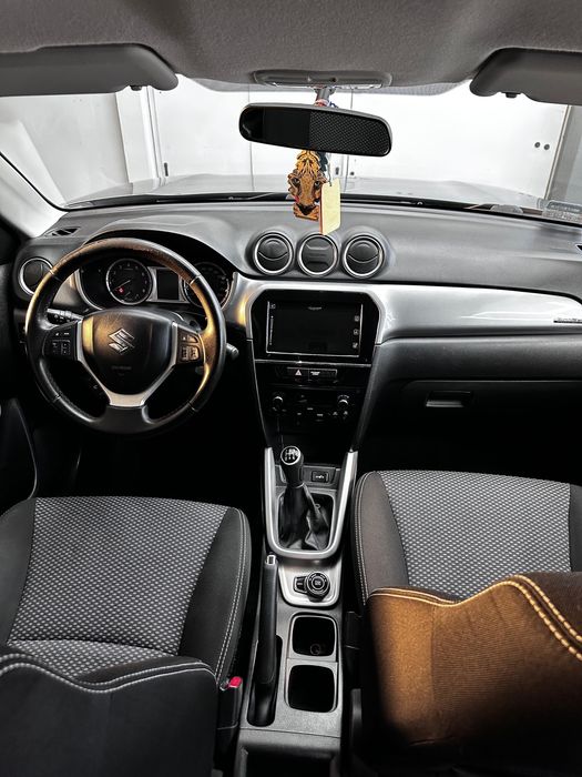 Suzuki vitara 2017 4x4 suzki szara 1.6 faktura vat23%
