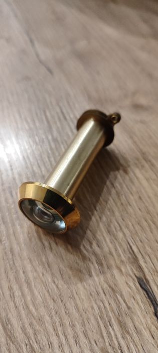 Wizjer judasz do drzwi