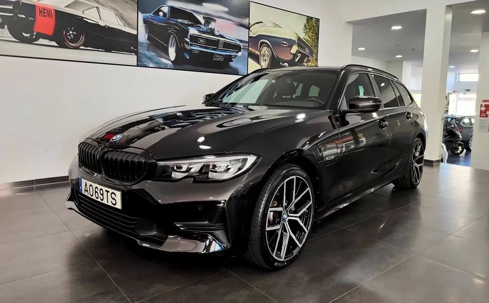 BMW 320 e Line Sport Auto