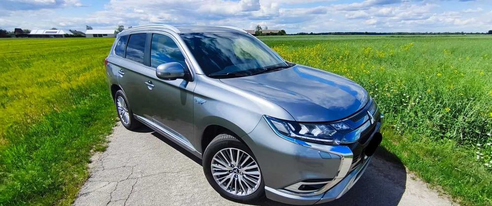 Mitsubishi Outlander 2021 PHEV (Plug-in Hybrid)