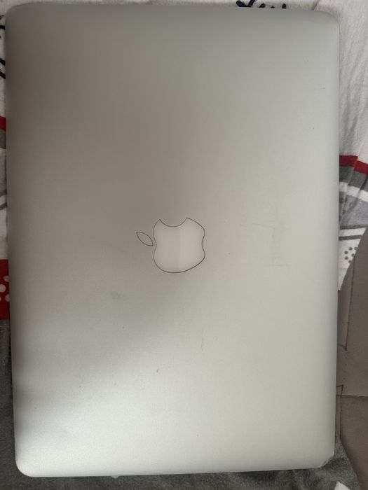 MacBook Air 13” (Model A1466)