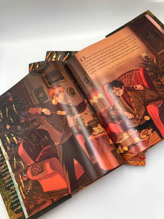Ілюстрована книга Гаррі Поттер: Christmas at Hogwarts