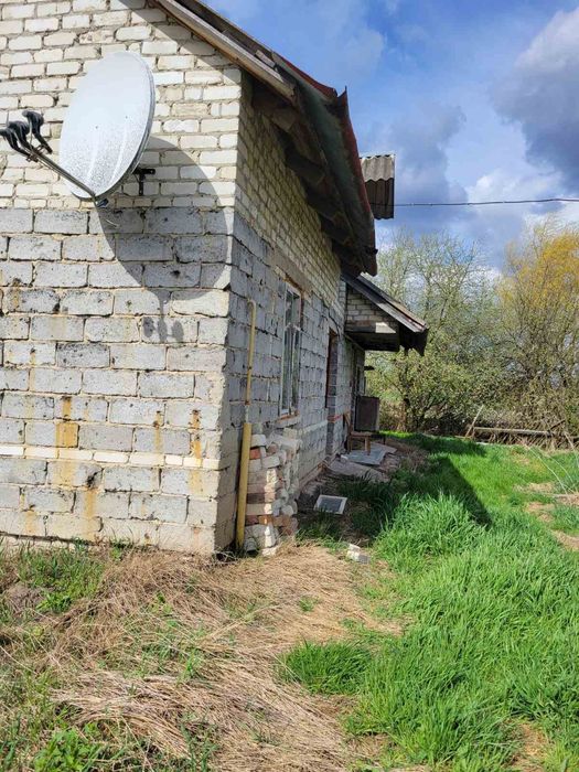 Продаж  будинку з ділянкою