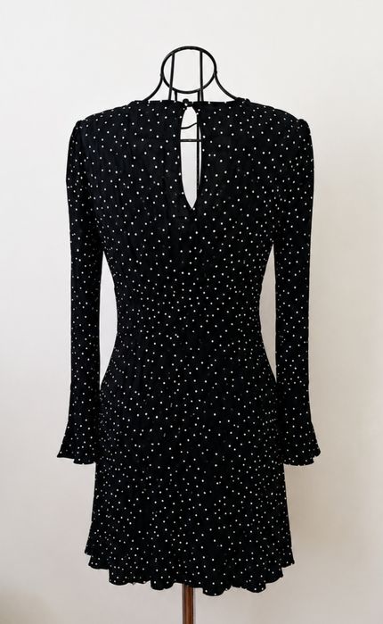 Vestidos preto e branco L Morgan