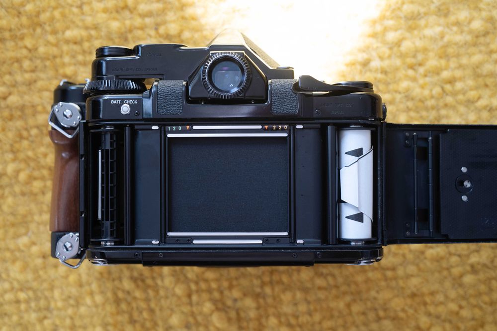 Фотоапарат Pentax 6x7 90мм f2.8 + 200мм f4 + призма з експонометром