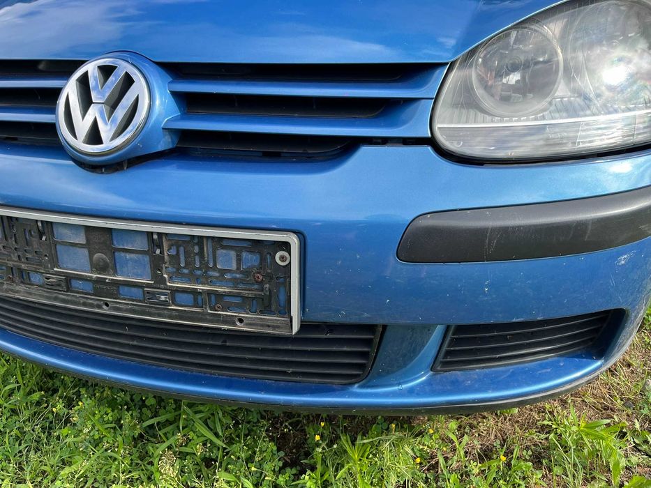 zderzak atrapa przód przedni vw golf v 5 1k0 2003 -2009 hatchback lc5g niebieski kompletny