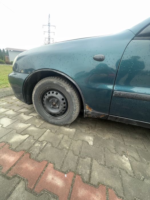 Продам Daewoo lanos 1.5 газ бензин
