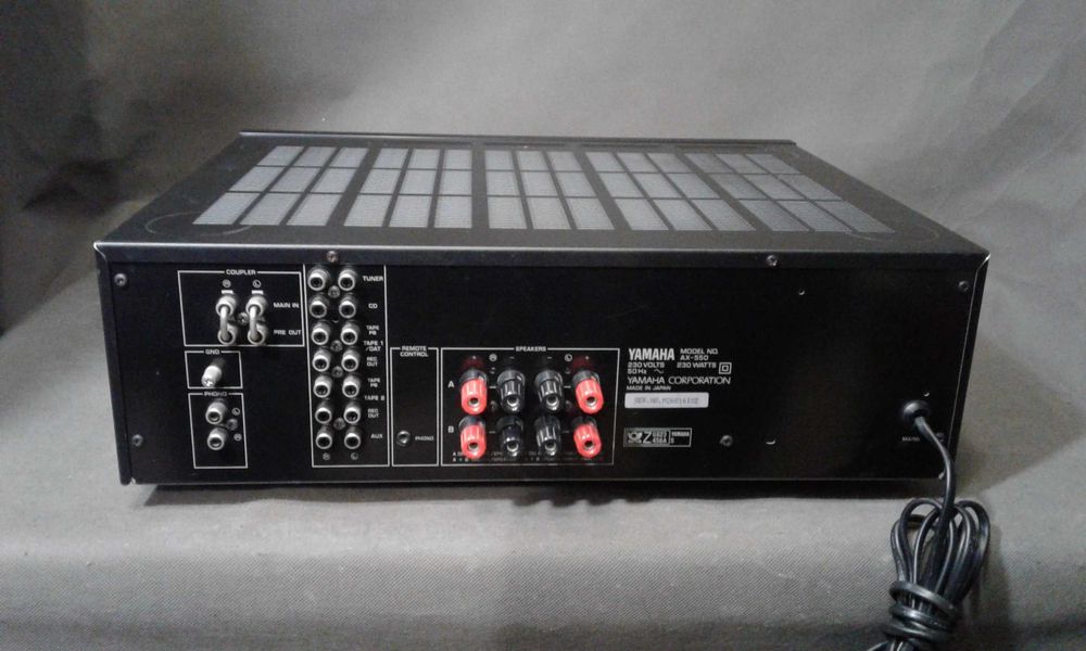 YAMAHA AX-550, pilot, wzmacniacz stereo
