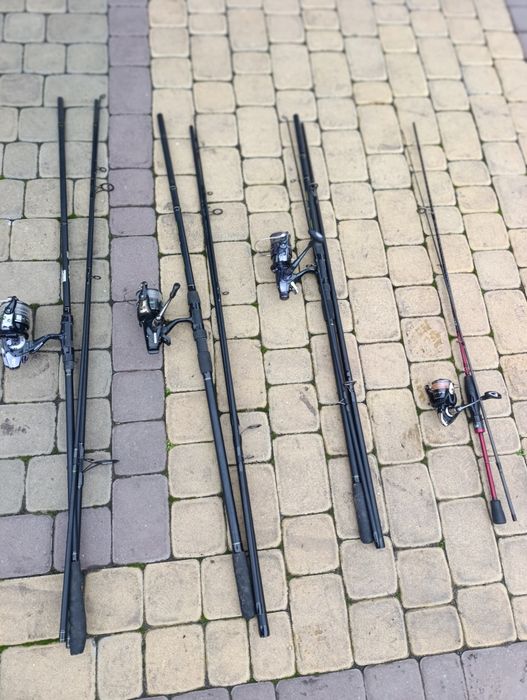 Удочки (вулилища) спінінг + карповики