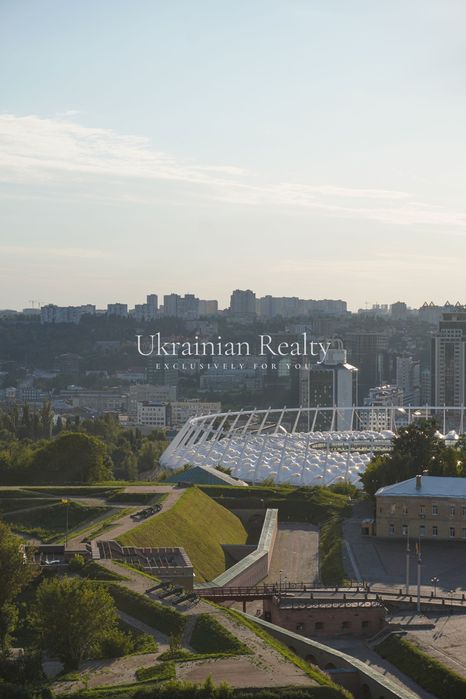 Оренда 4к квартири бульвар Лесі Українки, 7А.