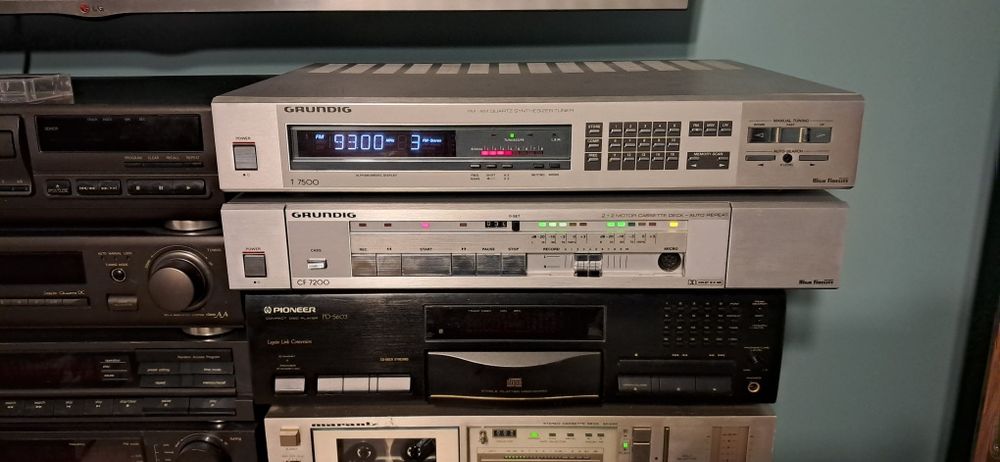 Magnetofon Grundig Cf7200