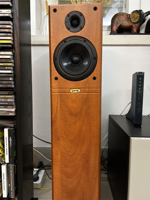 Colunas JPW frontais e traseiras - Vila Real, Bragança, Guarda, Porto